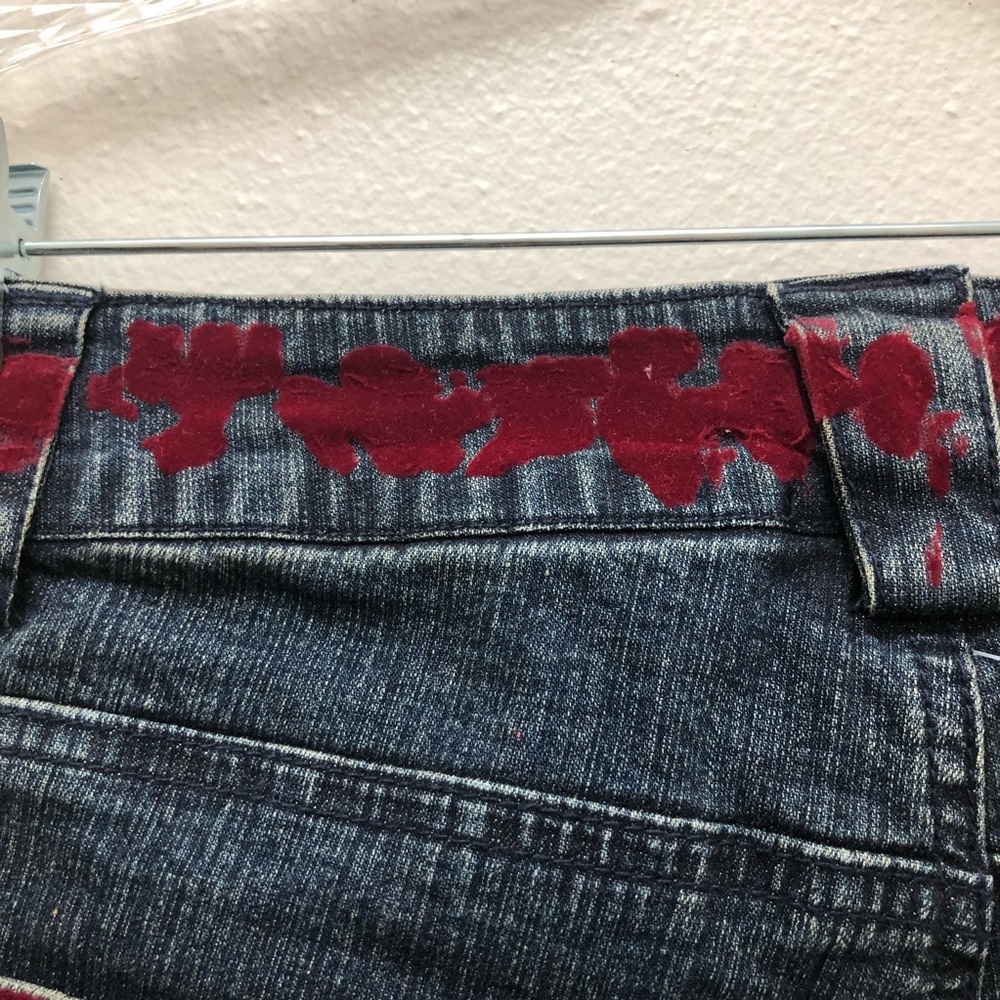 Cache Novelty Denim with Design on Waist and Pockets Women's Size 6 Dark Wash - Picture 11 of 16